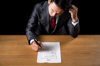 実際に起きている被害とその背景